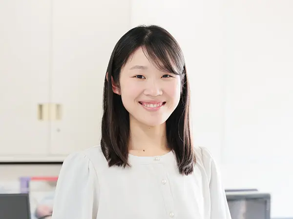 瀬戸 菜月 助教の写真